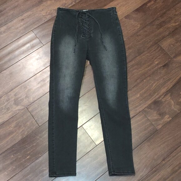 Free People Black Lace Up Front High Rise Skinny Jeans SIZE 30 - Picture 2 of 7